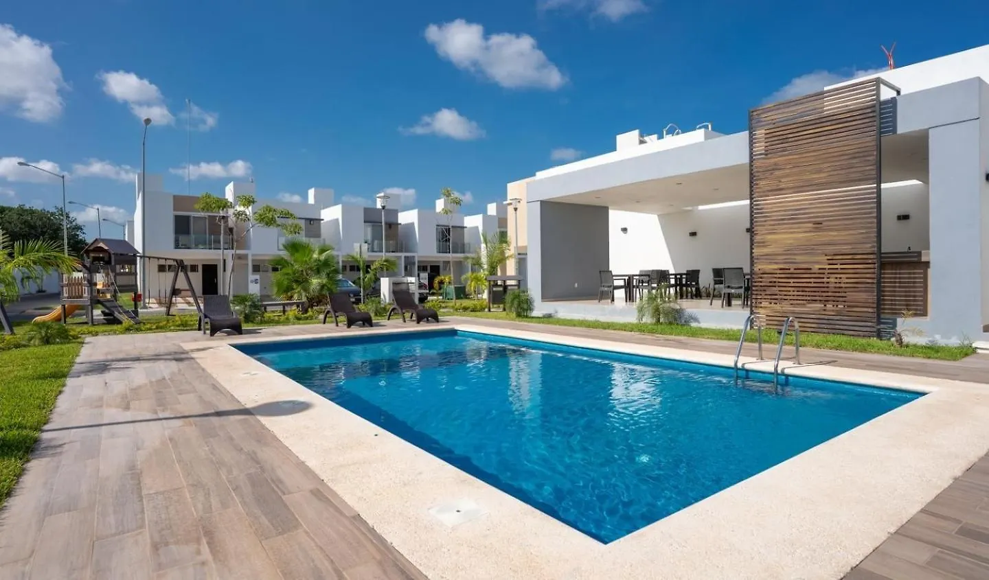 Holiday home 3Br Centric House W/ Pool, Bbq And Great Amenities Villa Cancun